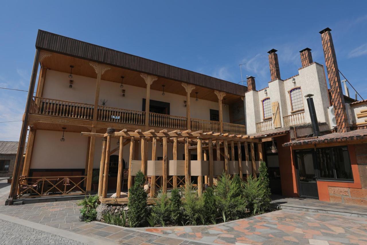 H Resort Hotel Vagharshapat Armenia Exterior photo