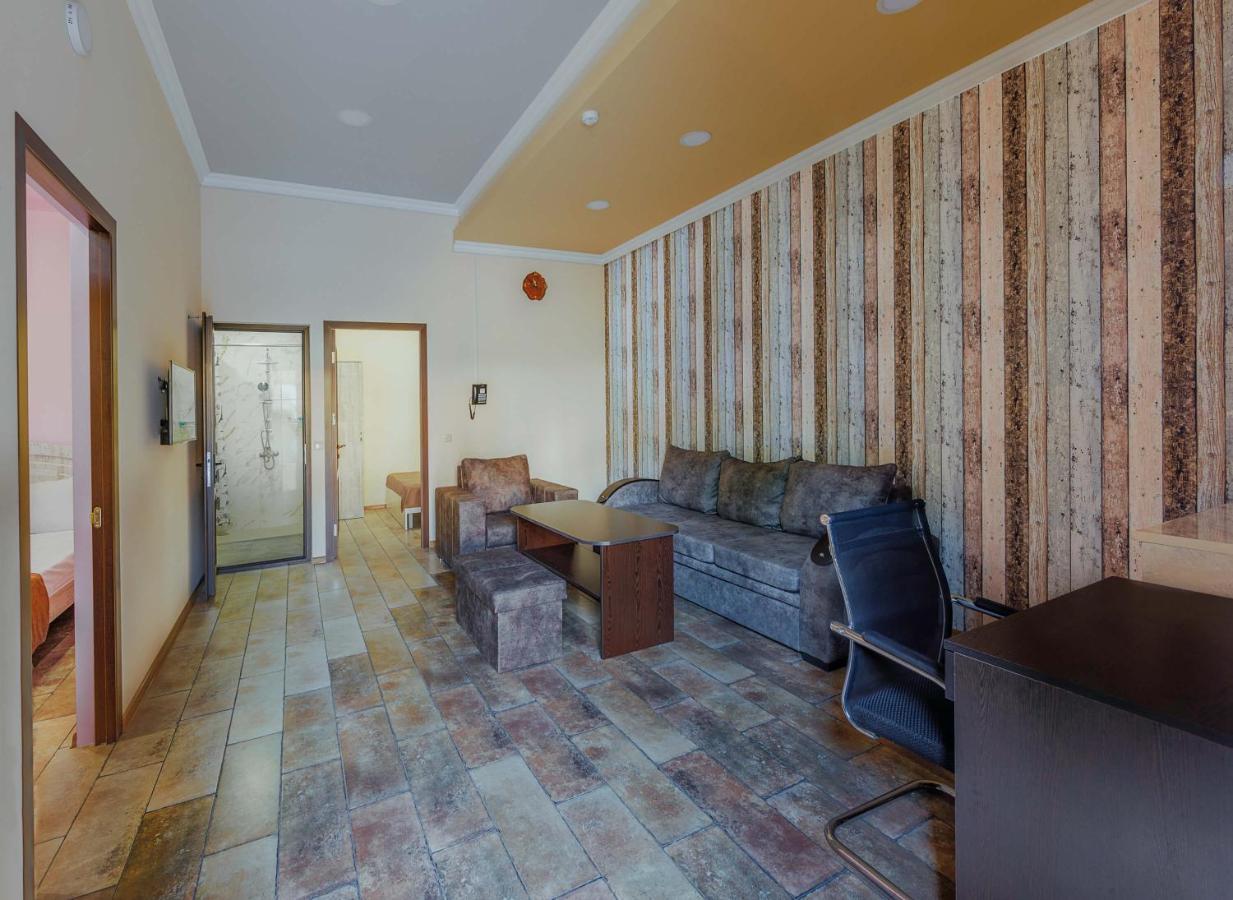 H Resort Hotel Vagharshapat Armenia Exterior photo