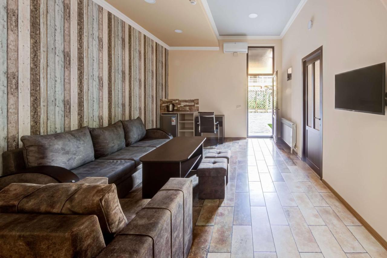 H Resort Hotel Vagharshapat Armenia Exterior photo